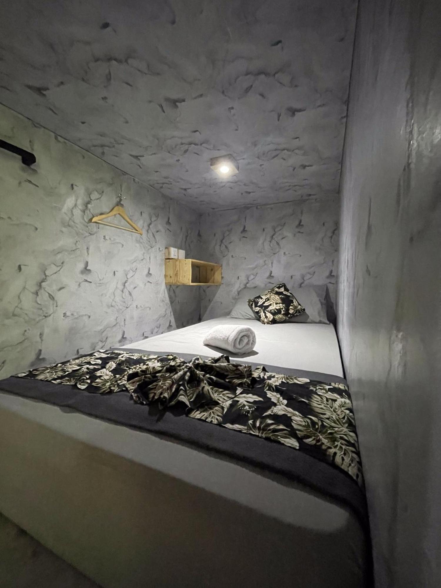 Pedidi Penida Hostel Batununggul Ngoại thất bức ảnh