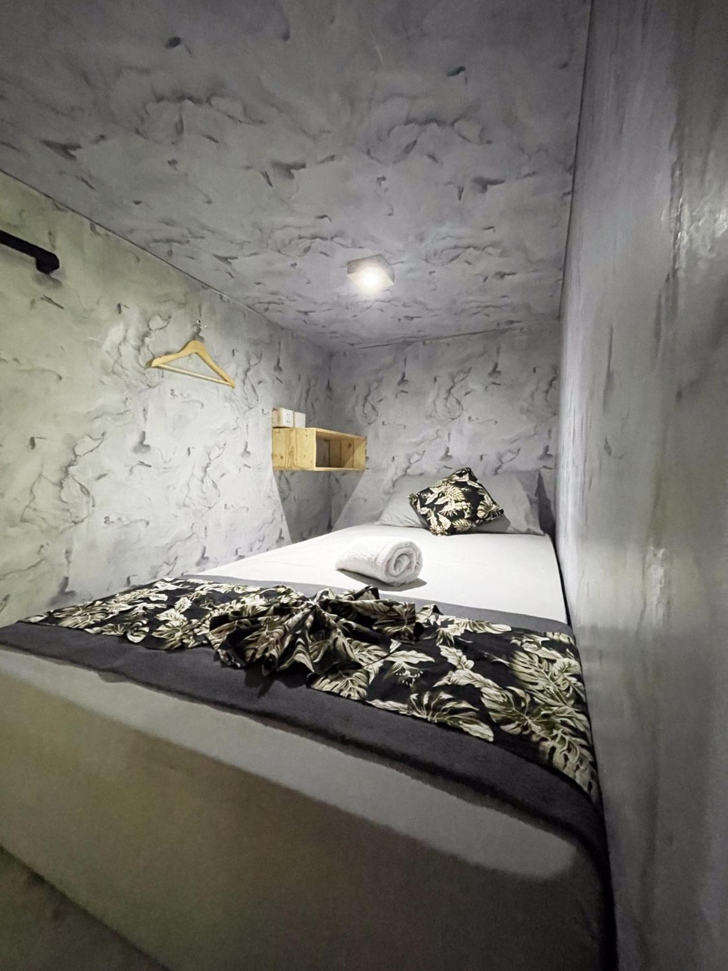 Pedidi Penida Hostel Batununggul Ngoại thất bức ảnh