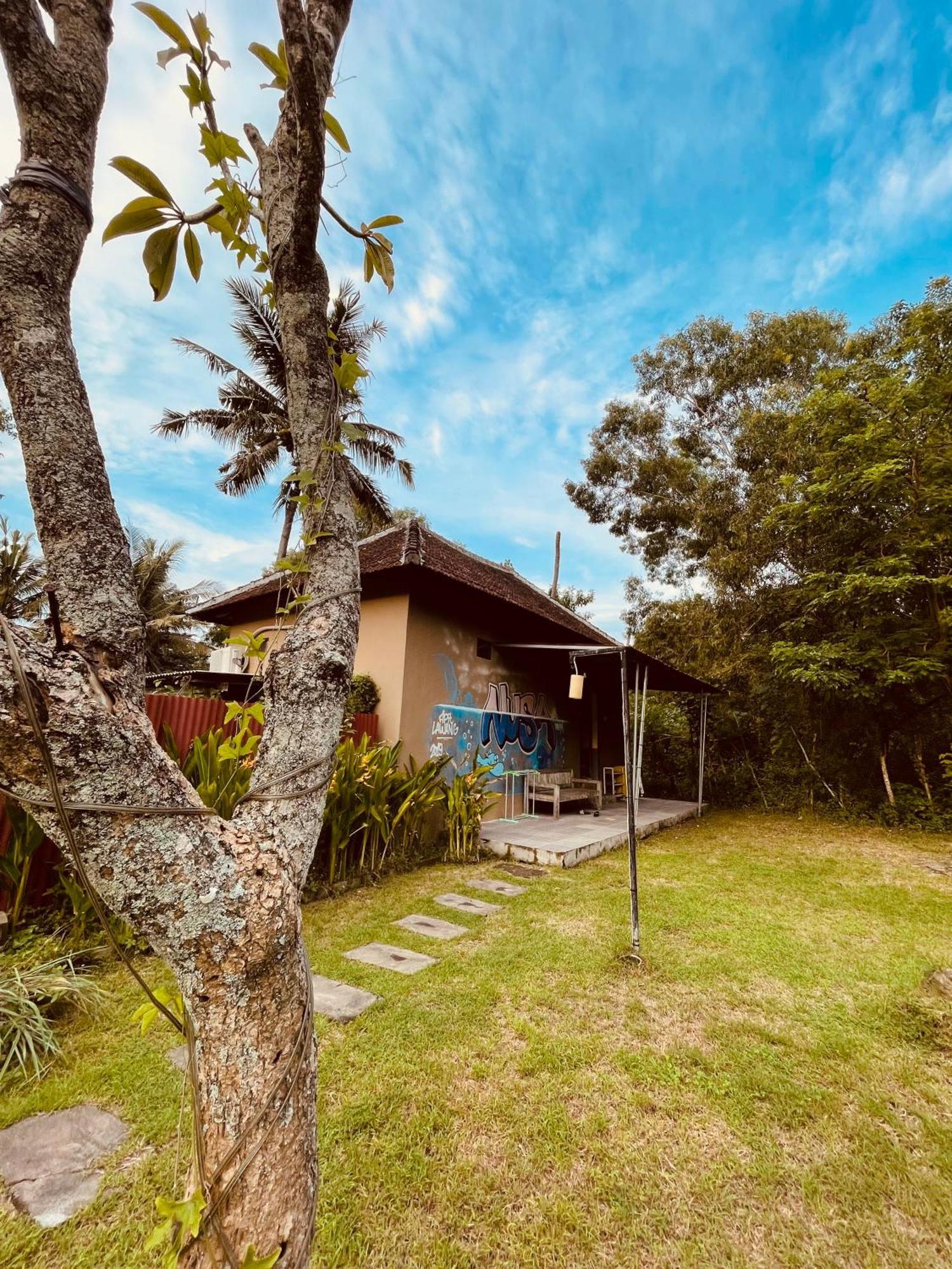 Pedidi Penida Hostel Batununggul Ngoại thất bức ảnh