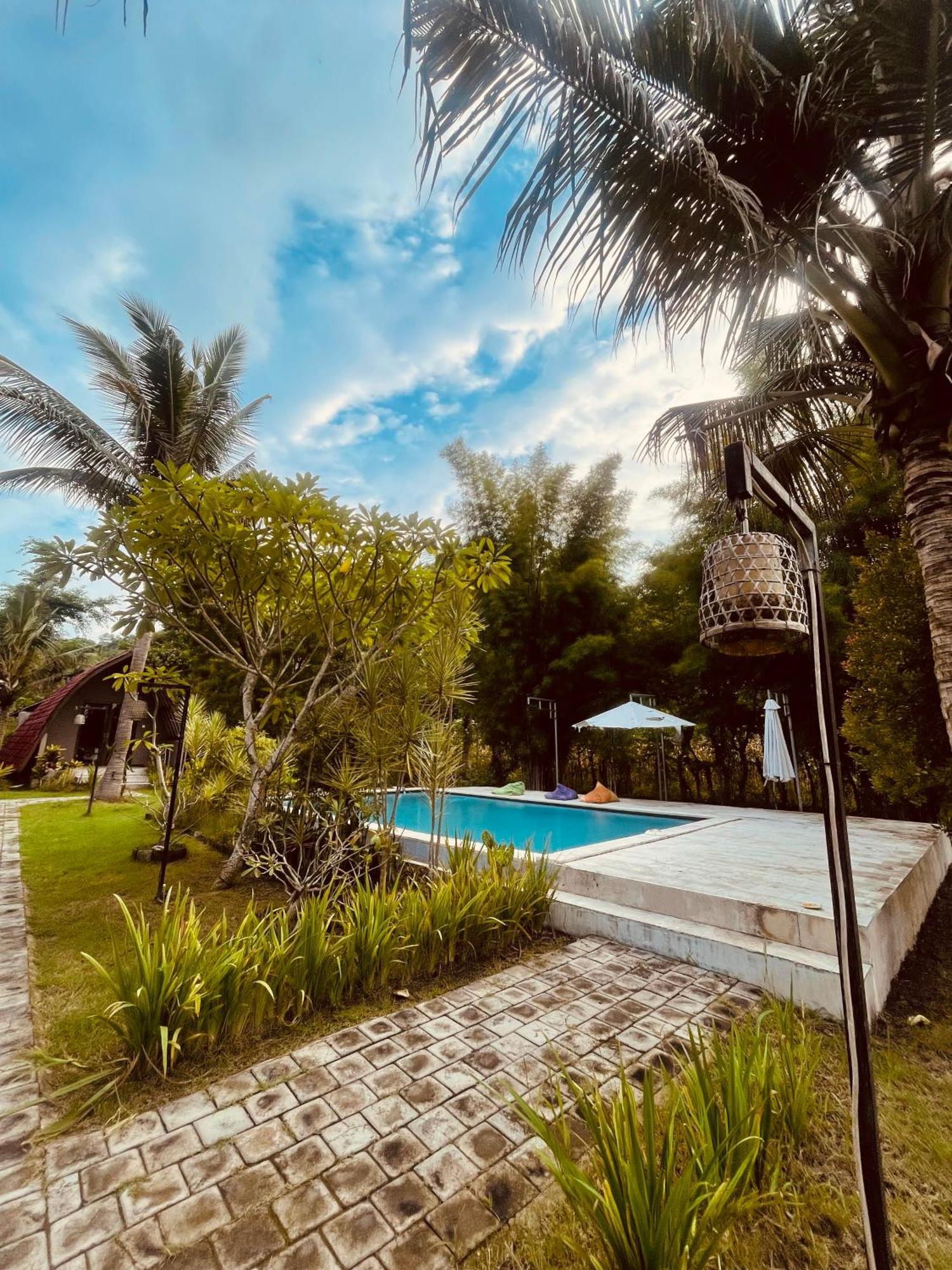 Pedidi Penida Hostel Batununggul Ngoại thất bức ảnh