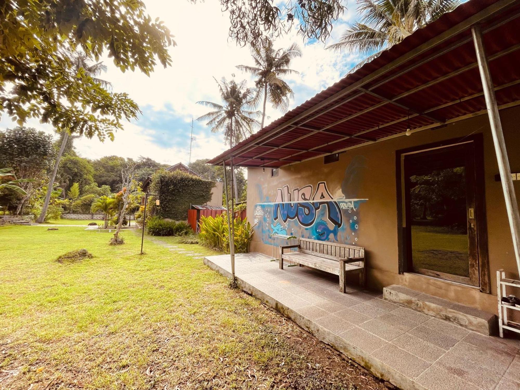 Pedidi Penida Hostel Batununggul Ngoại thất bức ảnh